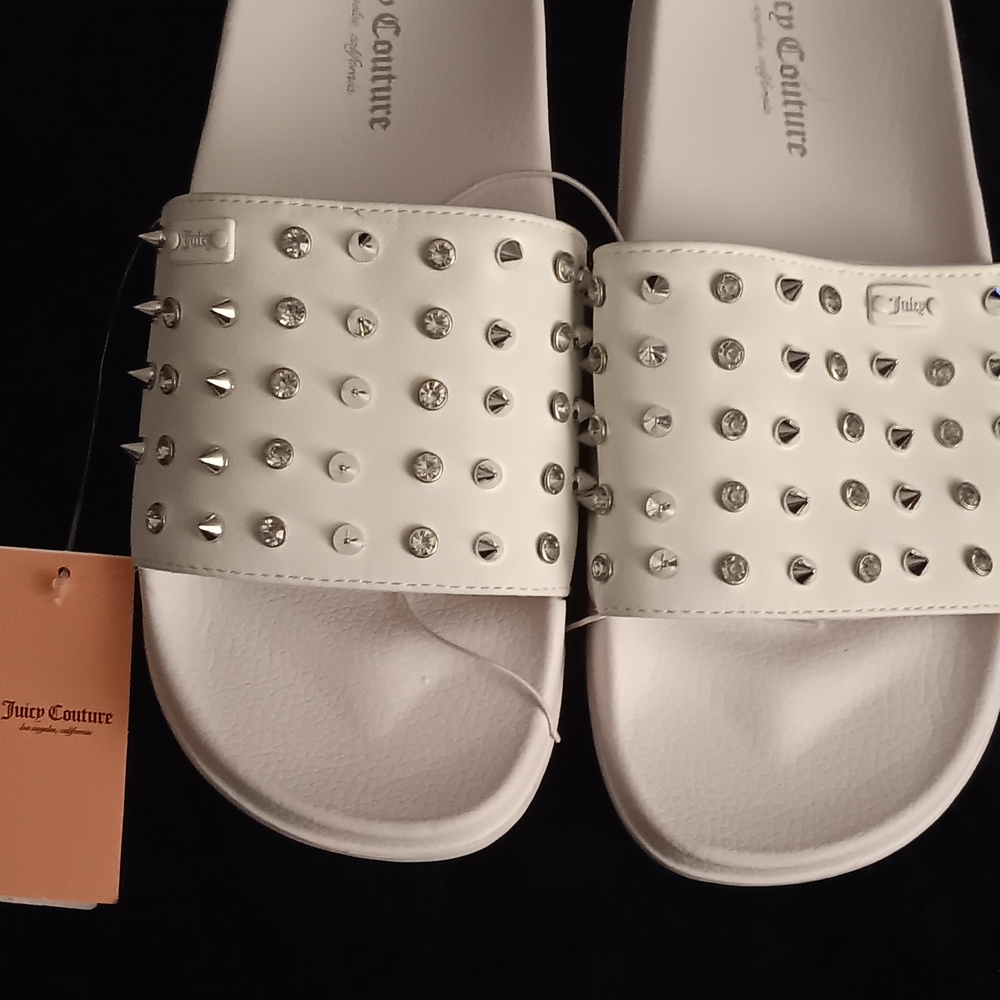 Juicy Couture White Slone Studded Sandals Women's size 9M New With Tags